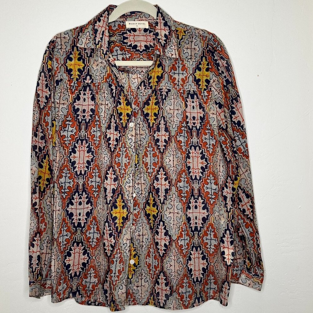 MAISON HOTEL XL Georgia Blouse in Mosaique print EUC